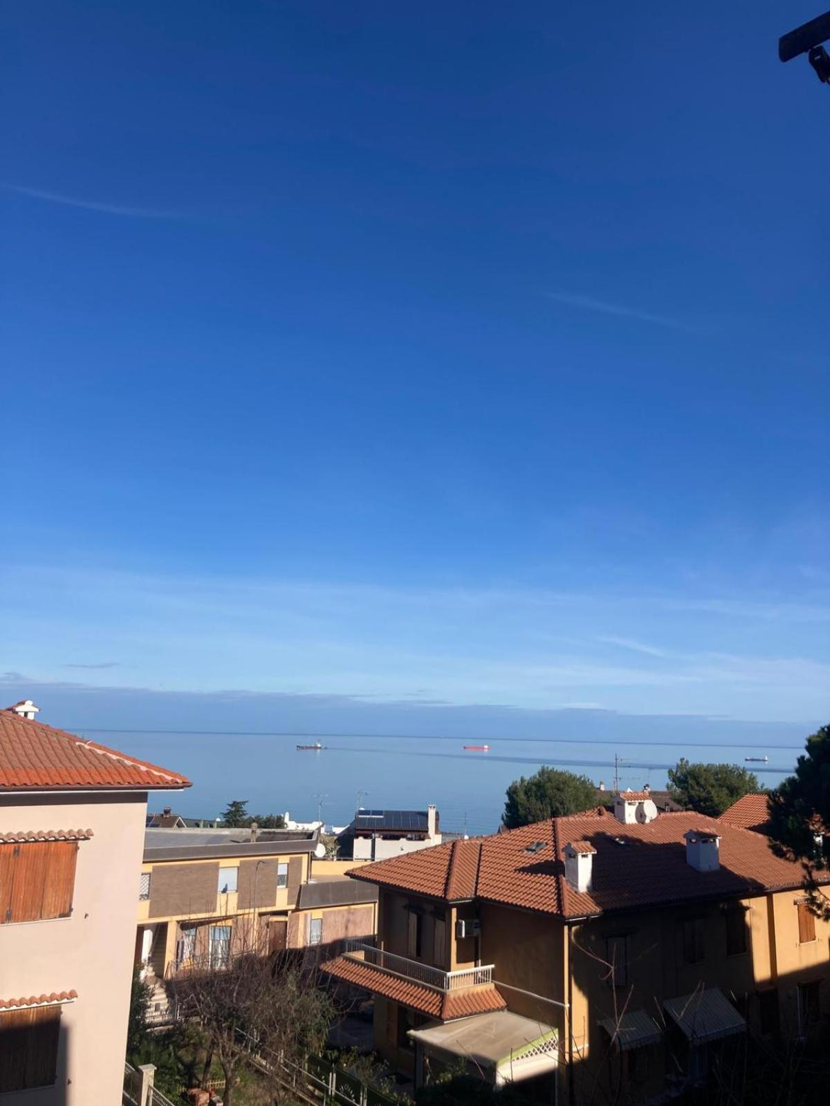 B&B Residenza Leonardo Falconara Marittima Exterior foto